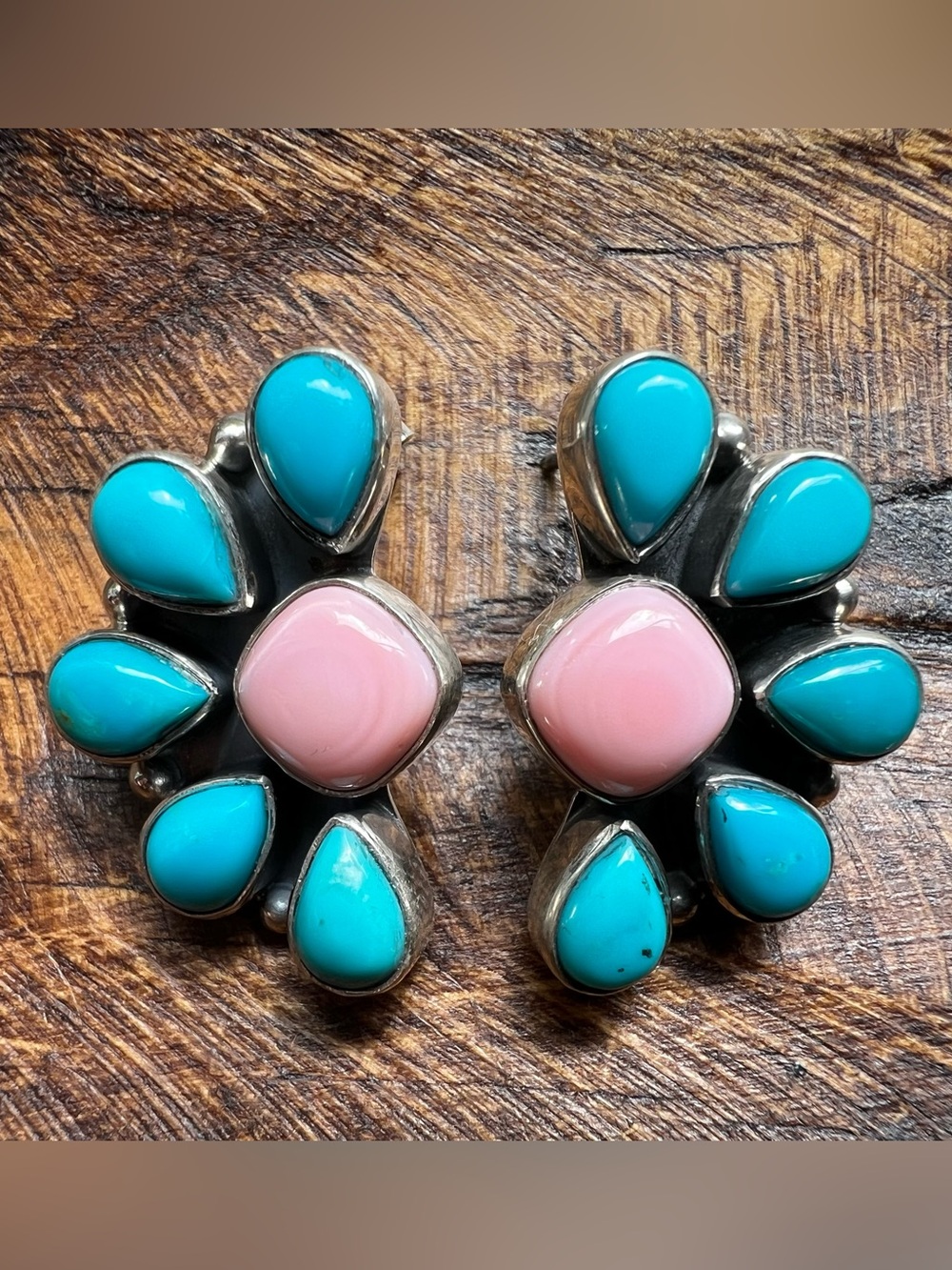 925 Sterling Silver Pink Conch & Kingman Turquoise Half Cluster Earrings Studs